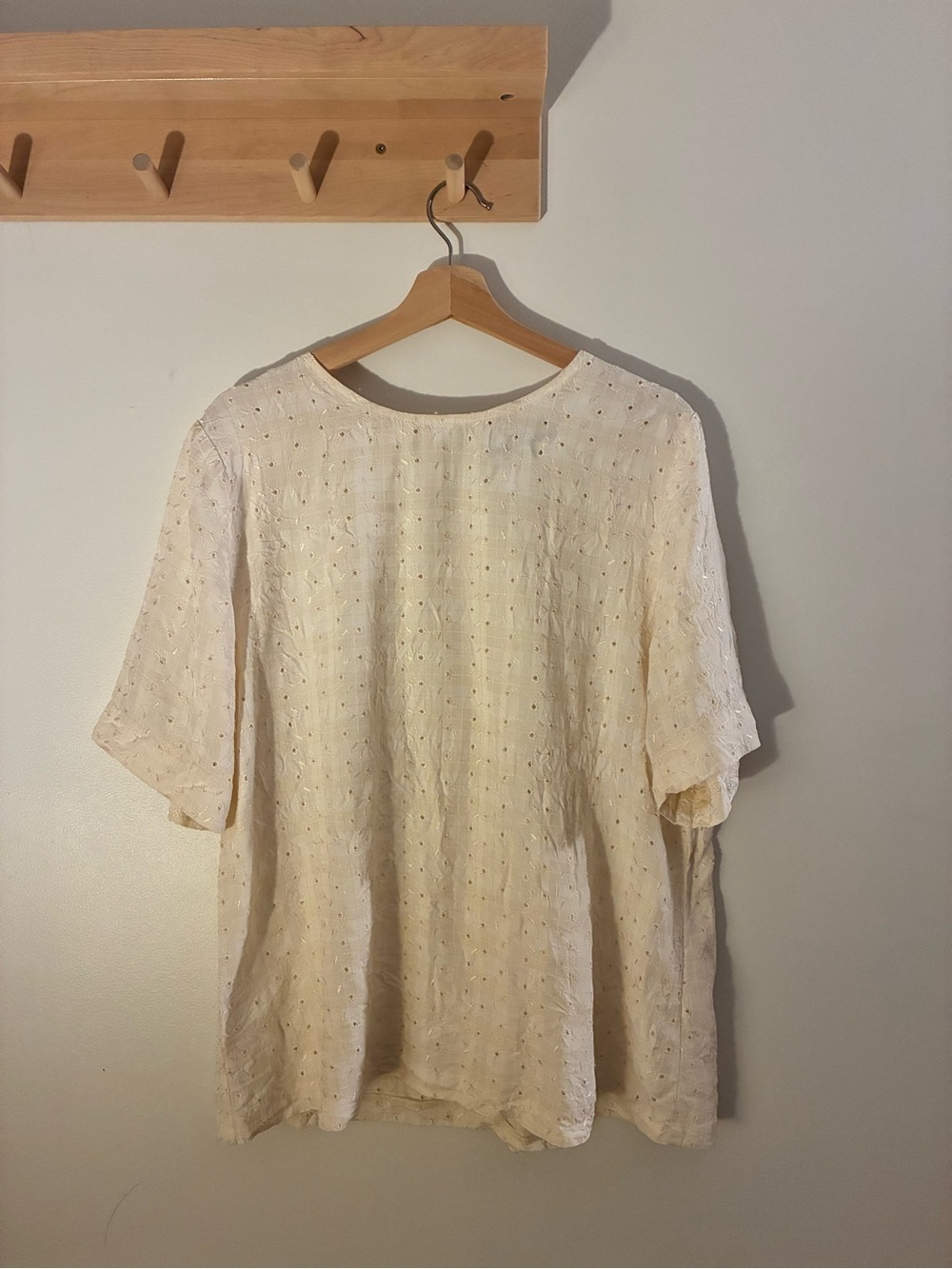 vintage eyelet top